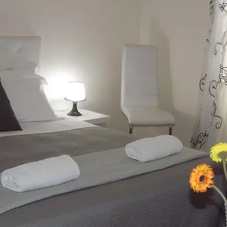 Bed and Breakfast La Stella Di Naxos 3*