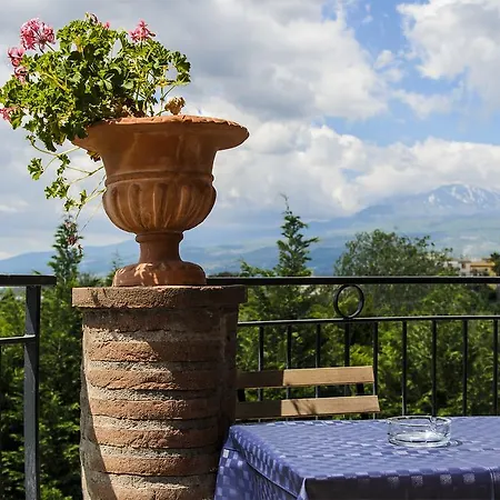 Couette-café La Stella Di Naxos 3*