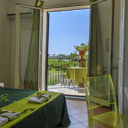 Couette-café La Stella Di Naxos 3*